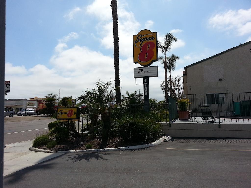 Super 8 By Wyndham San Diego/Imperial Beach Exteriér fotografie