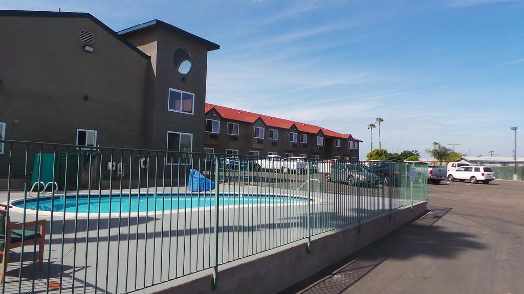 Super 8 By Wyndham San Diego/Imperial Beach Exteriér fotografie