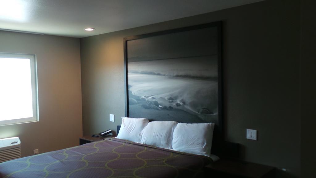 Super 8 By Wyndham San Diego/Imperial Beach Exteriér fotografie